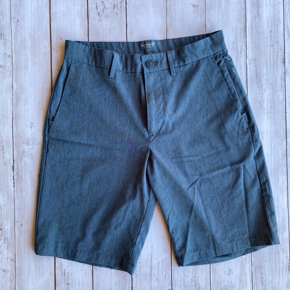 Old Navy men’s active wear.  Blue size:28